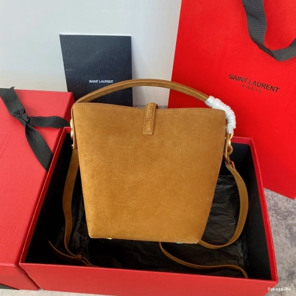  37 LE SMALL BAG-17*20*13CM YSL 0825